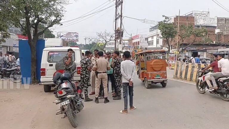 Buxar Golikaand: firing-near-buxar-police-station