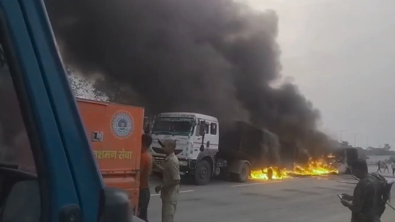 Buxar NH 922 Accident near Bhojpur