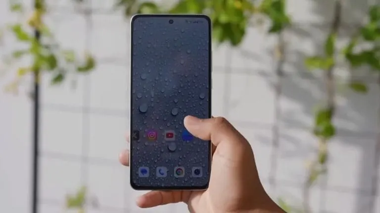 Front view of OnePlus Nord CE 5 with 120Hz OLED display