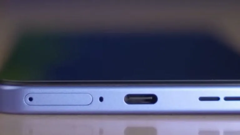 OnePlus Nord CE 5 fast charging with 80W SuperVOOC charger