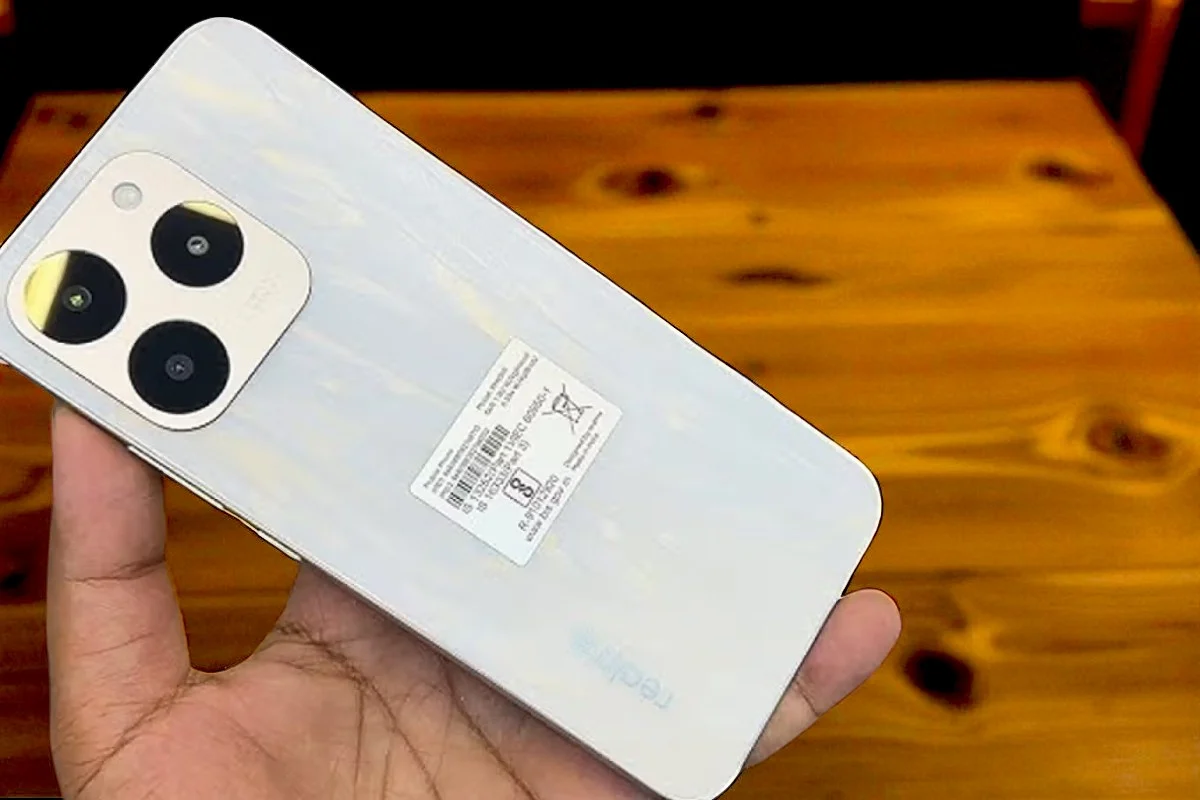 Realme 15T 5G Camera