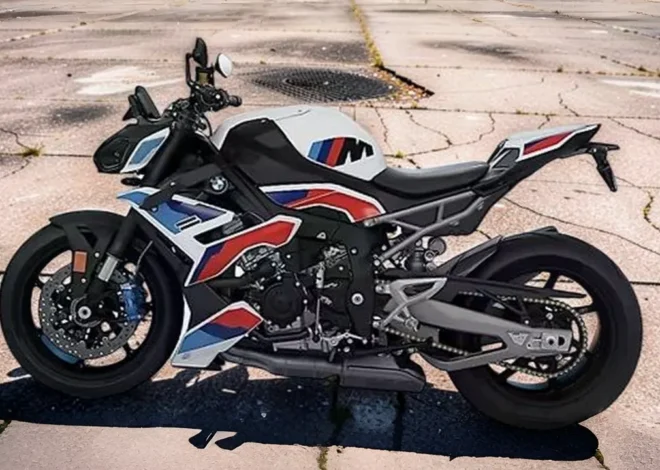 3.2 सेकंड में 100 की रफ्तार, 280 km/h टॉप स्पीड और 999 cc इंजन के साथ BMW की नई सुपरबाइक भारत में लॉन्च, जानिए फीचर्स और कीमत