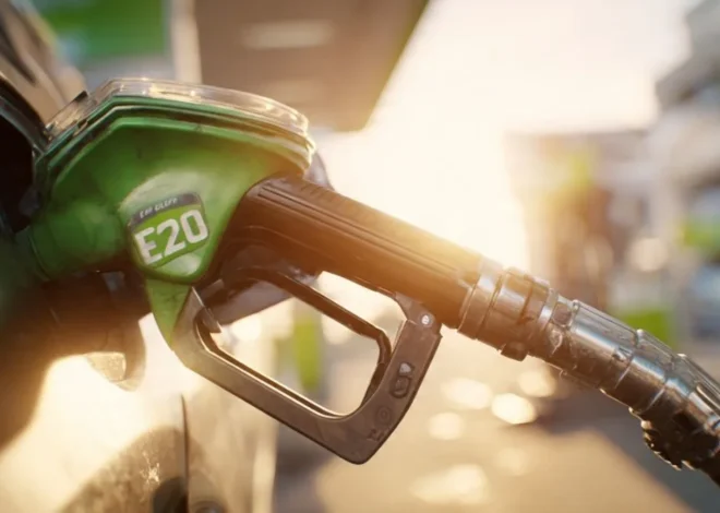 E20 Petrol India: भारत में E20 पेट्रोल लागू, जानिए आपकी गाड़ी पर इसका असर