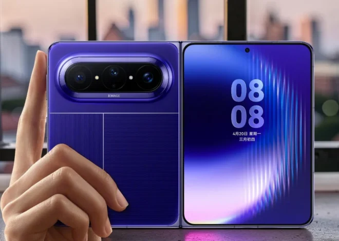 Huawei Pura X Max foldable smartphone with wide 4:3 display