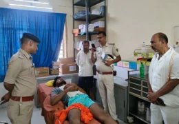 Buxar Love Affair Assault Case: प्रेमिका से मिलने गए युवक को गर्म लोहे से दागा, हालत गंभीर