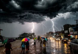 IMD Monsoon Forecast 2026: भारी बारिश, तूफान और हीटवेव का डबल अलर्ट