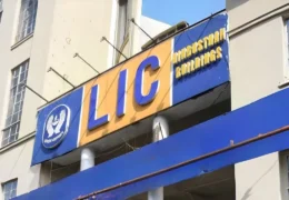 Government LIC Stake Sale: LIC में 6.5% हिस्सेदारी बेचेगी सरकार, 31 हजार करोड़ रुपये जुटाने की तैयारी