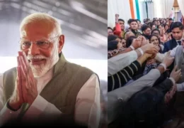 PM Modi Vadodara Event goes 42000 waiting on BookMyShow