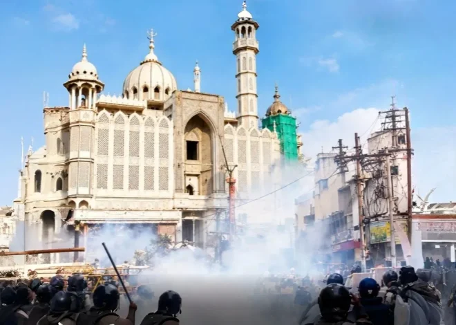 उज्जैन में शाही मस्जिद पर फिर बढ़ा विवाद, सड़क चौड़ीकरण के बीच आमने-सामने आए लोग