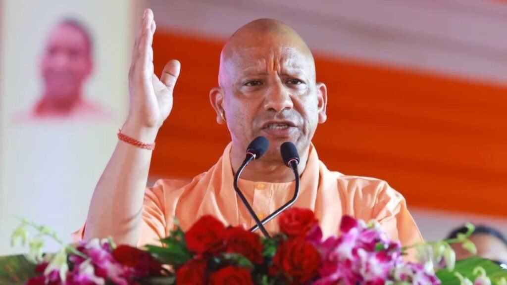 CM Yogi Congress Statement: CM योगी का कांग्रेस पर तीखा हमला, EVM से लेकर चुनाव आयोग तक उठाए सवाल, 2027 चुनाव से पहले बढ़ी सियासी गर्मी