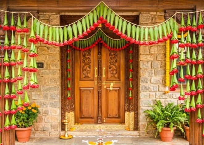 दिवाली और त्योहारों पर घर के दरवाजे को दें खास लुक, इन 5 तरीकों से बनाएं सुंदर तोरण