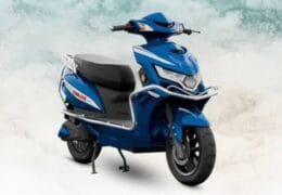 ₹1 लाख से कम में 322KM की रेंज! Komaki SE Pro में बड़ी बैटरी के साथ मिलते हैं ये फीचर्स