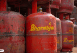 LPG Aadhaar e-KYC: 1 अक्टूबर से बदला नियम, सब्सिडी पर असर