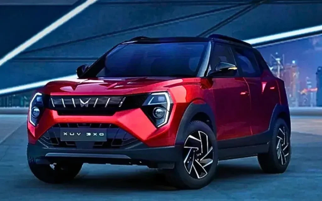 Mahindra XUV 3XO CNG: महिंद्रा की संभावित सीएनजी SUV में टर्बो इंजन और बूट स्पेस