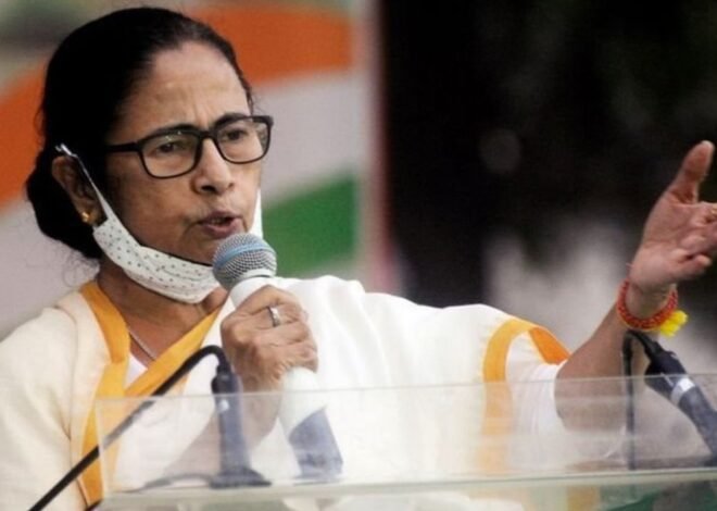 सत्ता से बाहर होने के बाद ममता बनर्जी का नया दांव, लेफ्ट से बढ़ी नजदीकी और विपक्षी एकता पर नजर